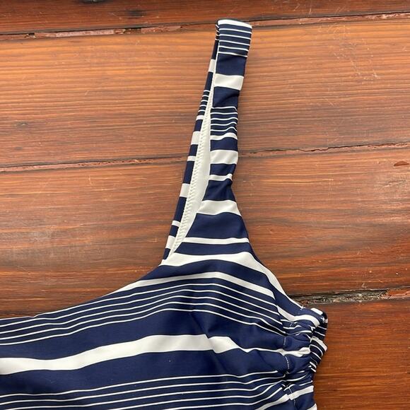 NWT Aerie striped shelf bra with padding swimsuit bikini top sz XXL - Picture 3 of 5